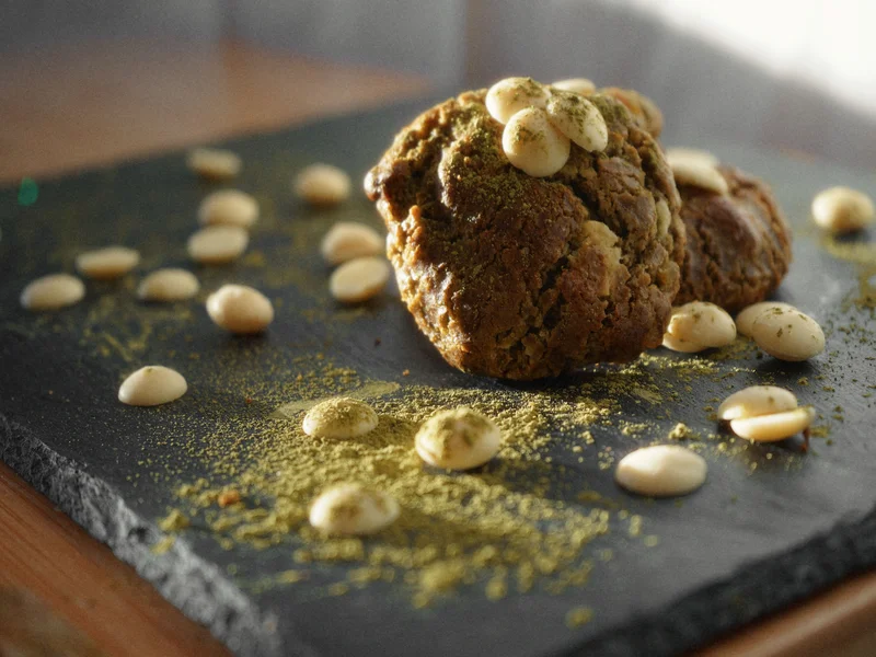 cookies artesanales de te matcha y chocolate