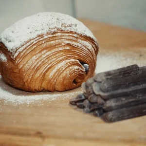 napolitana rellena de chocolate